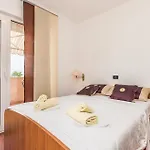 Lägenhet Stunning In Mošćenička Draga