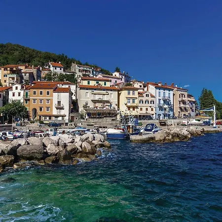 Lägenhet Stunning In Mošćenička Draga