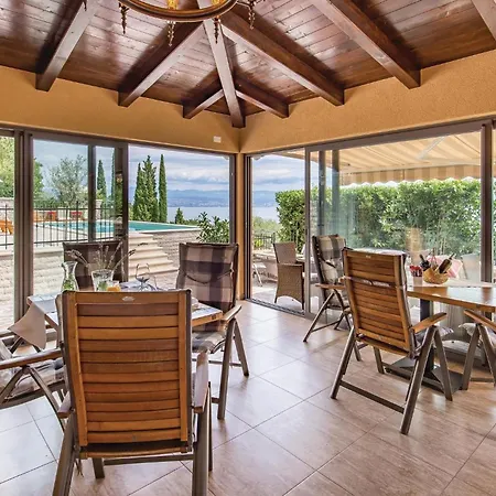 Awesome In Moscenicka Draga Mošćenička Draga