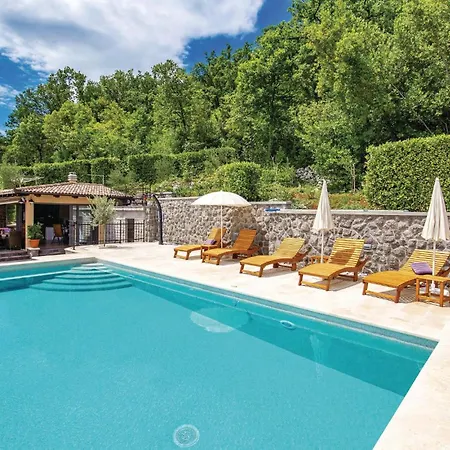 Awesome In Moscenicka Draga Mošćenička Draga