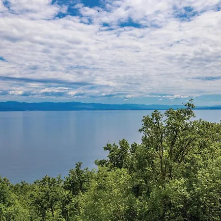 Awesome In Moscenicka Draga * Mošćenička Draga