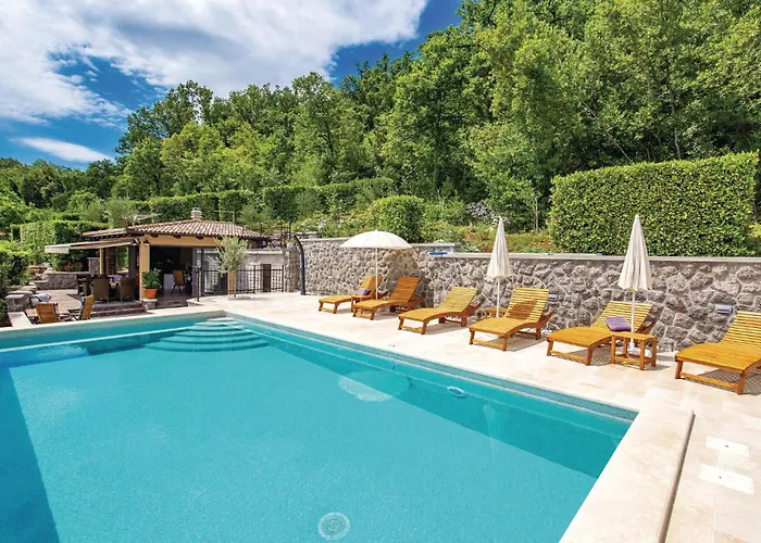 Awesome In Mošćenička Draga